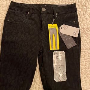Brand 1822 Denim black leopard stretch high rise skinny jeans.